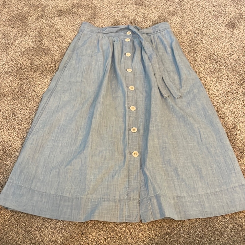 Madewell button down denim skirt with pockets 2